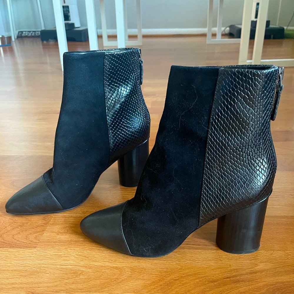 Nine West Black Suede Leather Pointed Pointy Toe Ankle Boots Booties Size 7